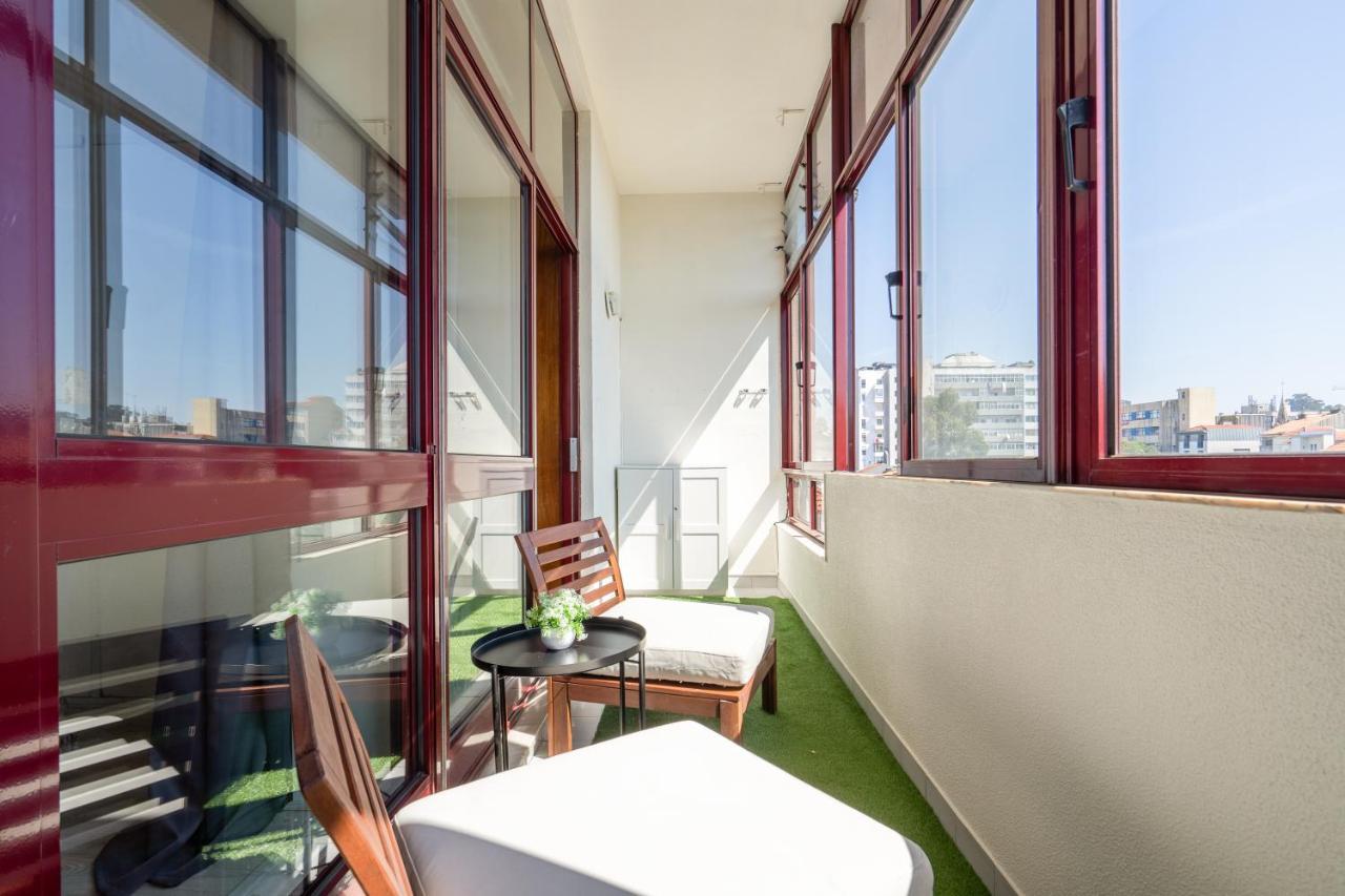 Cozy Sunny Flats By Hostwise Apartamento OOporto Exterior foto
